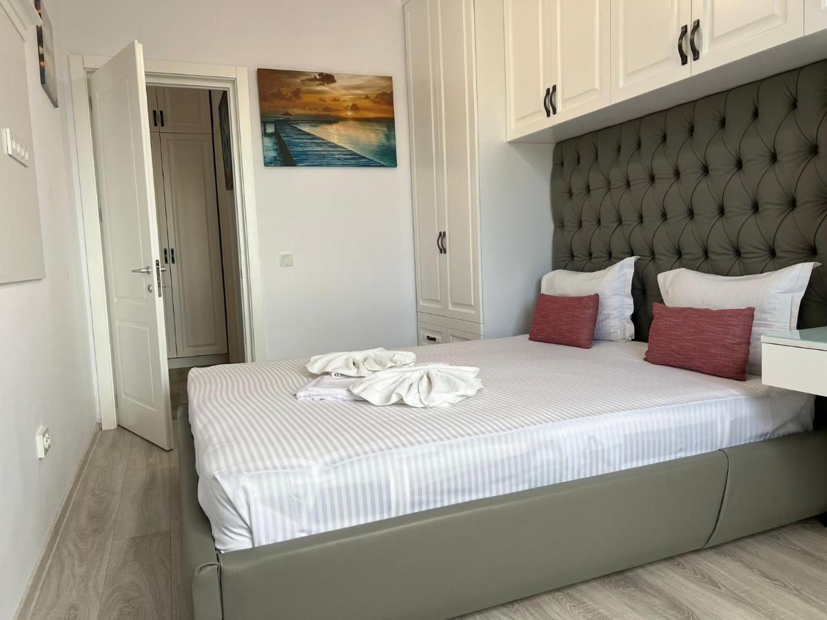 Studios & Apartments Palas By Glam At Lazar Towers Yaş Dış mekan fotoğraf