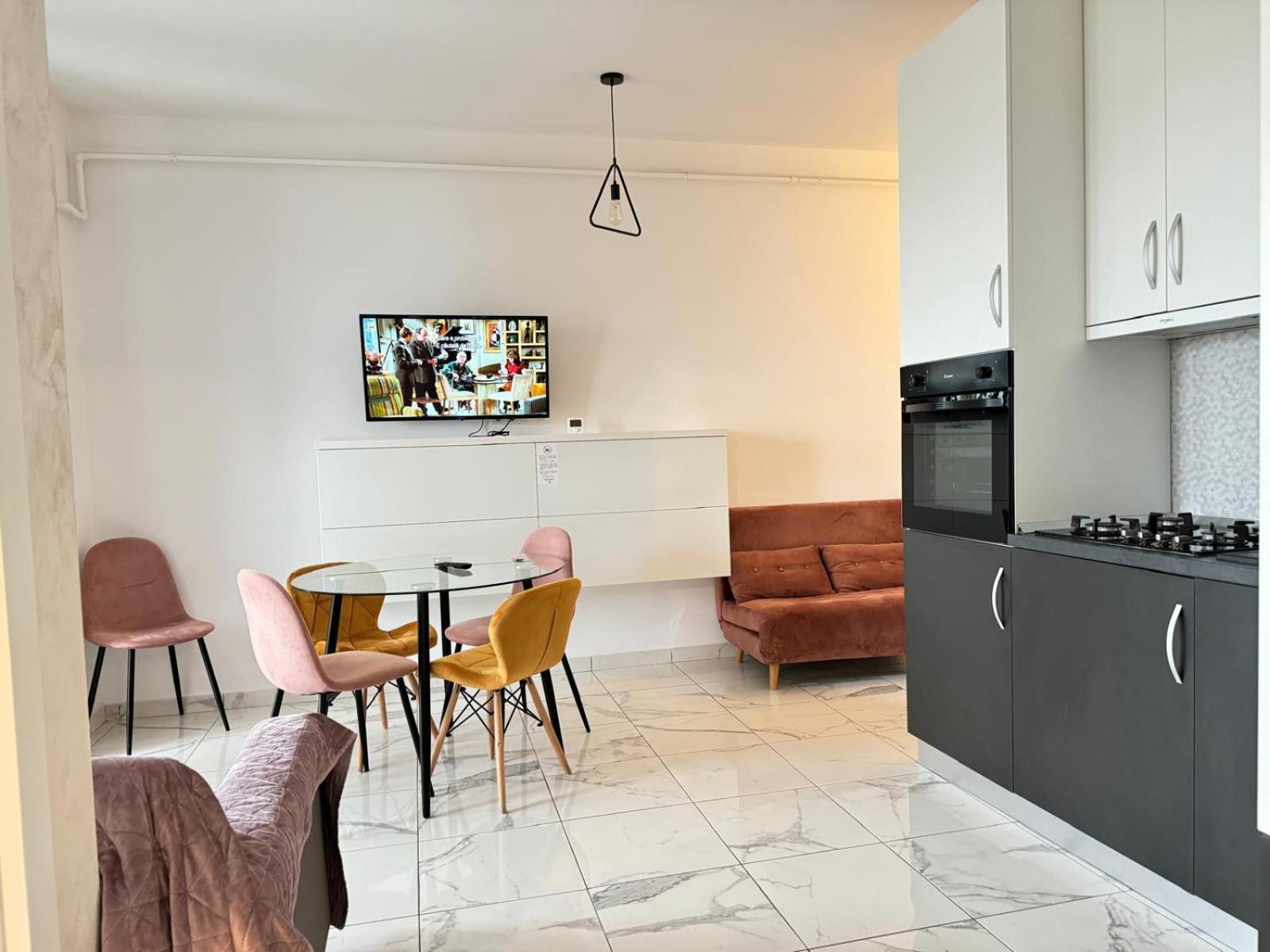 Studios & Apartments Palas By Glam At Lazar Towers Yaş Dış mekan fotoğraf